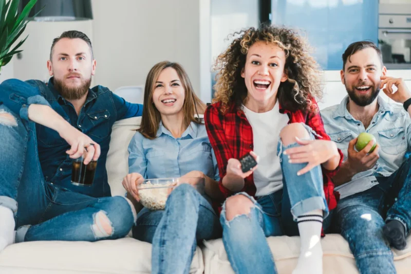 Social Contact, Not Just Shared Spaces, Shapes Gut Bacteria: New Research Reveals Intimate Microbial Exchange