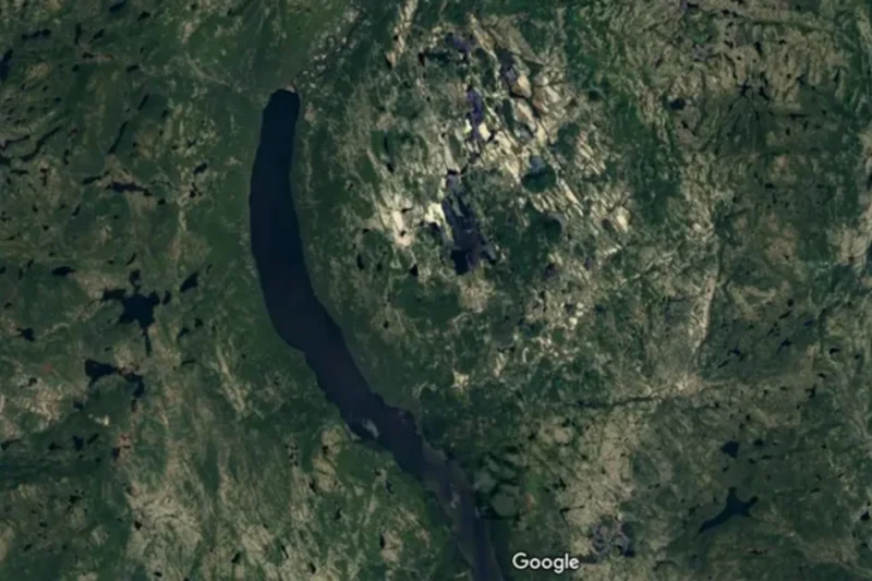 Amateur Astronomer Discovers 390-Million-Year-Old Meteorite Crater in Quebec via Google Maps Satellite Imagery
